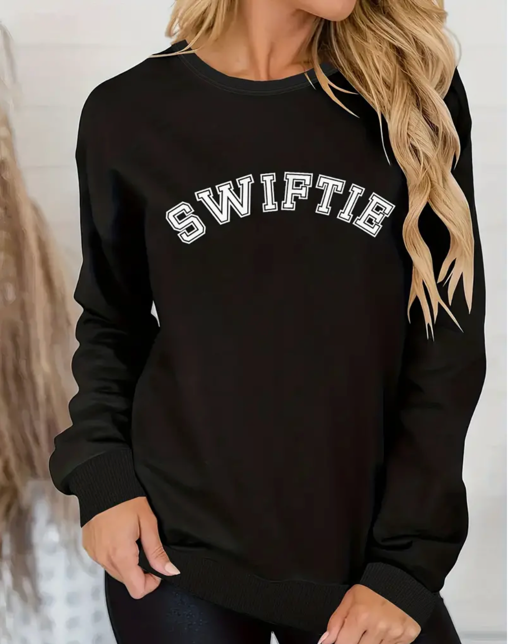 SWIFTIE Print Sweatshirt