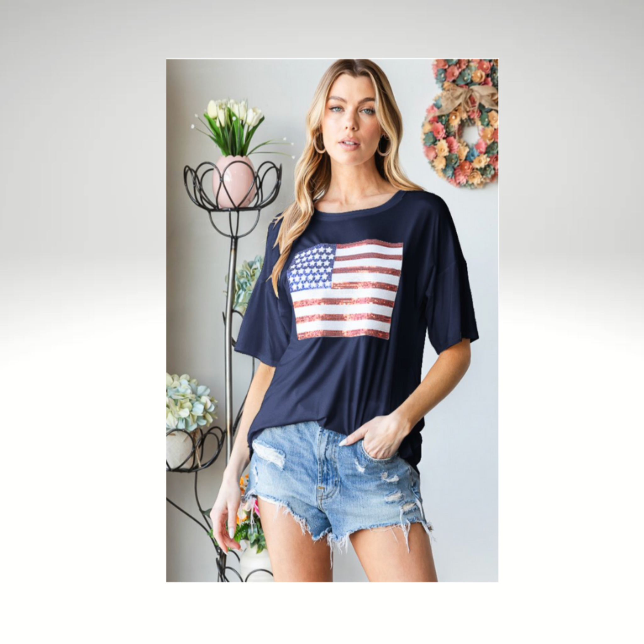 SHORT SLEEVE ROUND NECK SEQUINS FLAG PATCH TOP