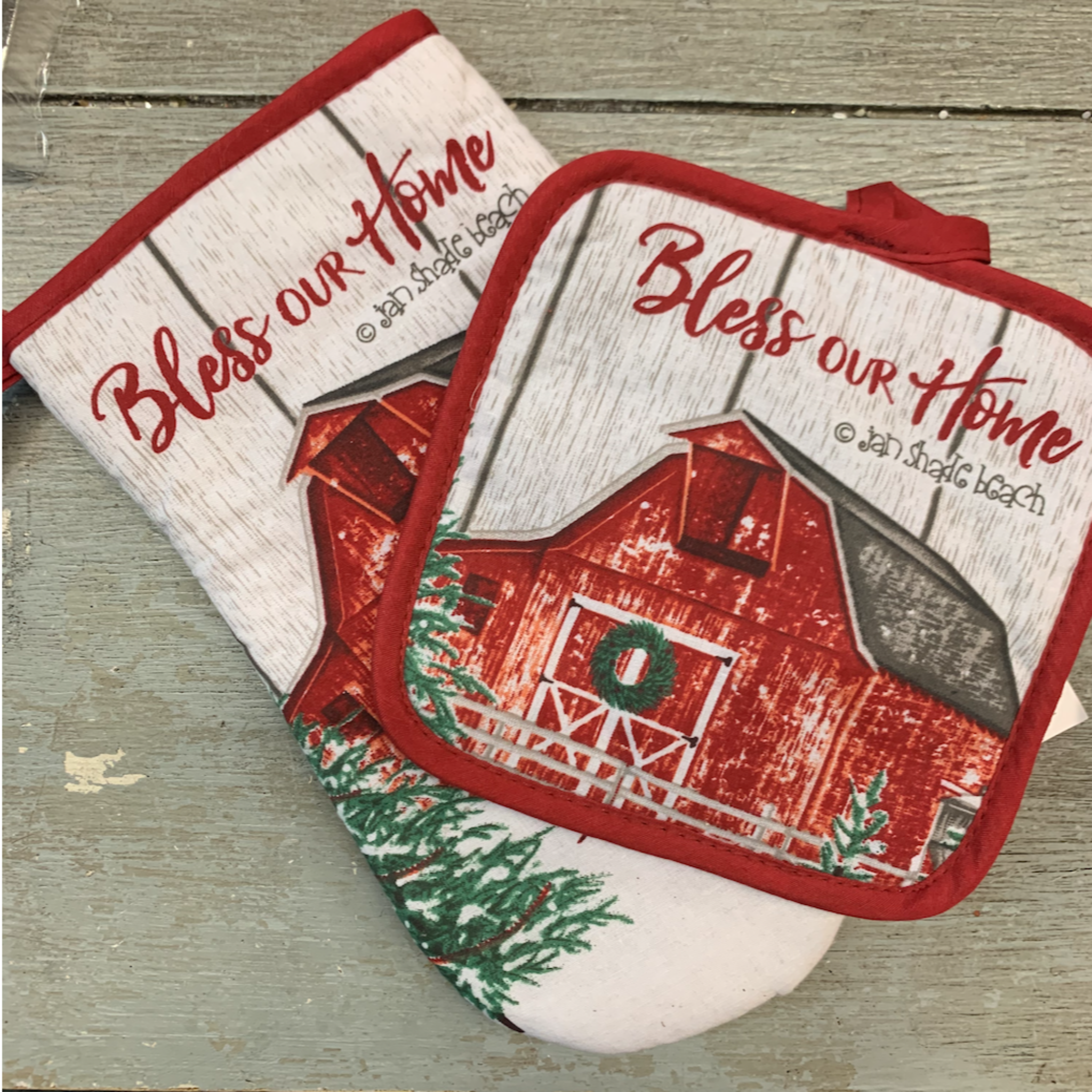 Red Barn Pot Holders 2 pc